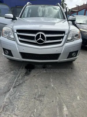 Mercedes-Benz GLK-Class 350 4MATIC 2010 Silver
