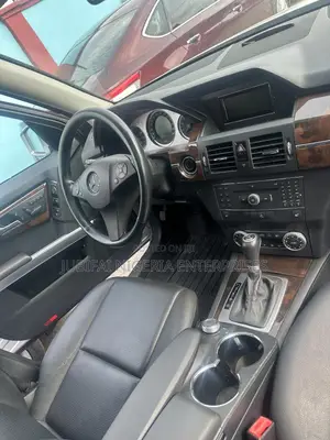 Mercedes-Benz GLK-Class 350 4MATIC 2010 Silver