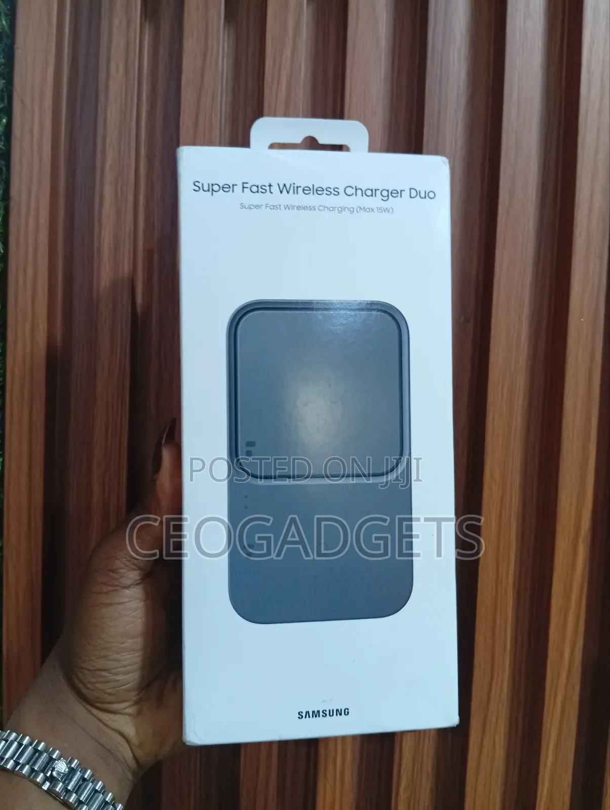 Samsung Super Fast Wireless Charger Duo.