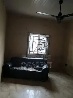 3bdrm Apartment in Sapele Rd, Benin City for rent
