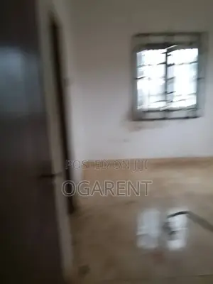 3bdrm Apartment in Sapele Rd, Benin City for rent