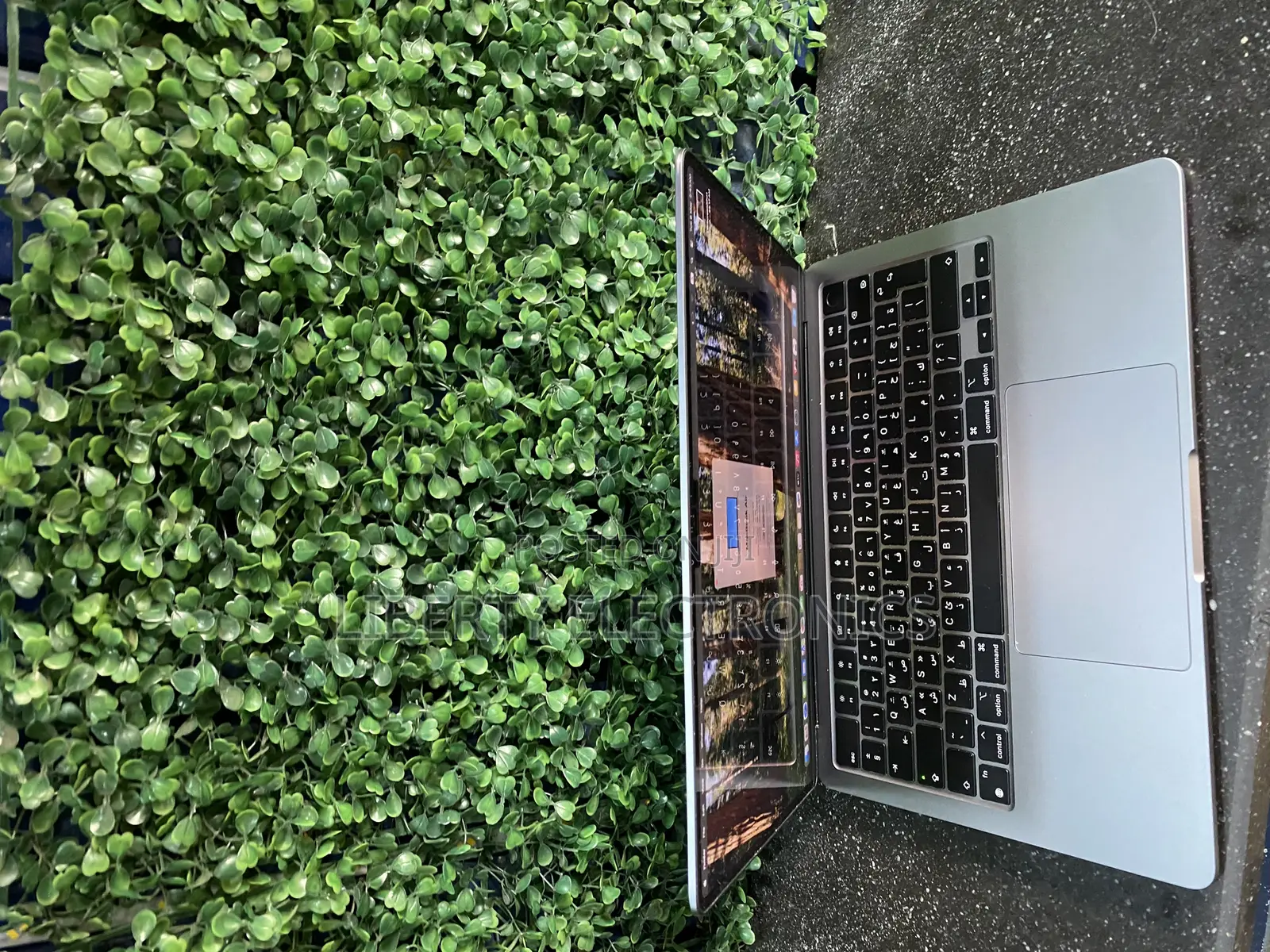 Laptop Apple MacBook Air 2022 M2 16GB Apple M2 SSD 1T