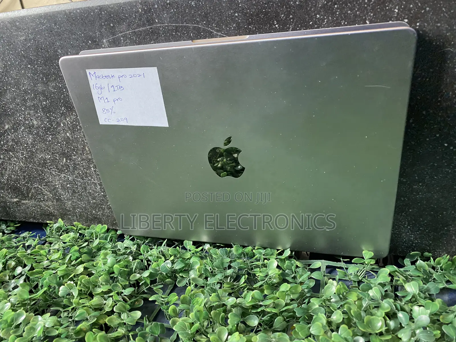Laptop Apple MacBook Pro 2021 M1 16GB Apple M1 SSD 1T