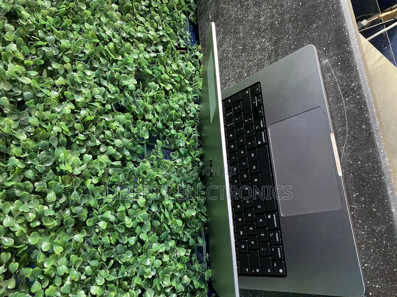 Laptop Apple MacBook Pro 2021 M1 16GB Apple M1 SSD 1T