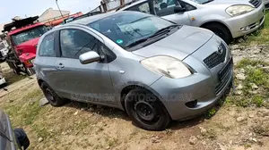 Toyota Yaris Sedan 2007