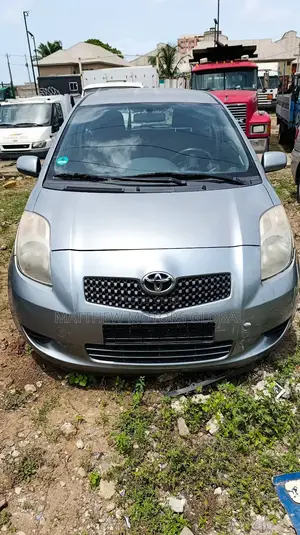 Toyota Yaris Sedan 2007
