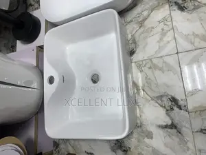 Square White Ceramic Pedicure Bowl