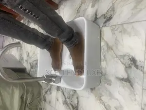 Square White Ceramic Pedicure Bowl