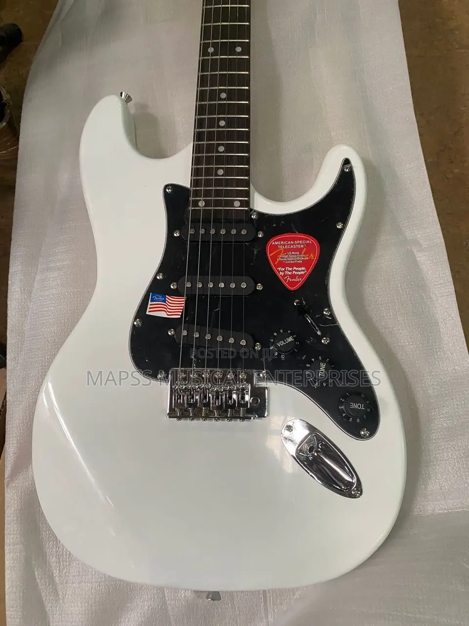 Fender Squier Affinity Stratocaster HSS Electric Guitar