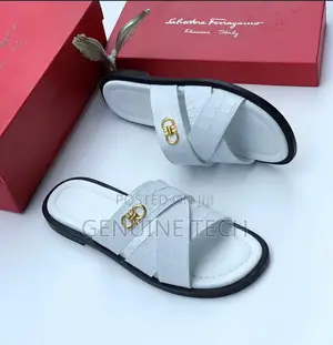 *Ferragamo🔥🔥Now Available