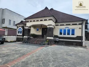 Furnished 3bdrm Bungalow in Adeniran Estate, Jericho for sale