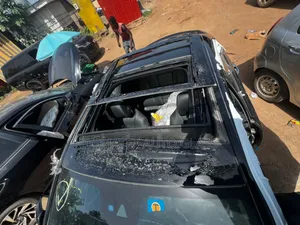 E300 2019 Panoramic Roof Glass Available We Deliver
