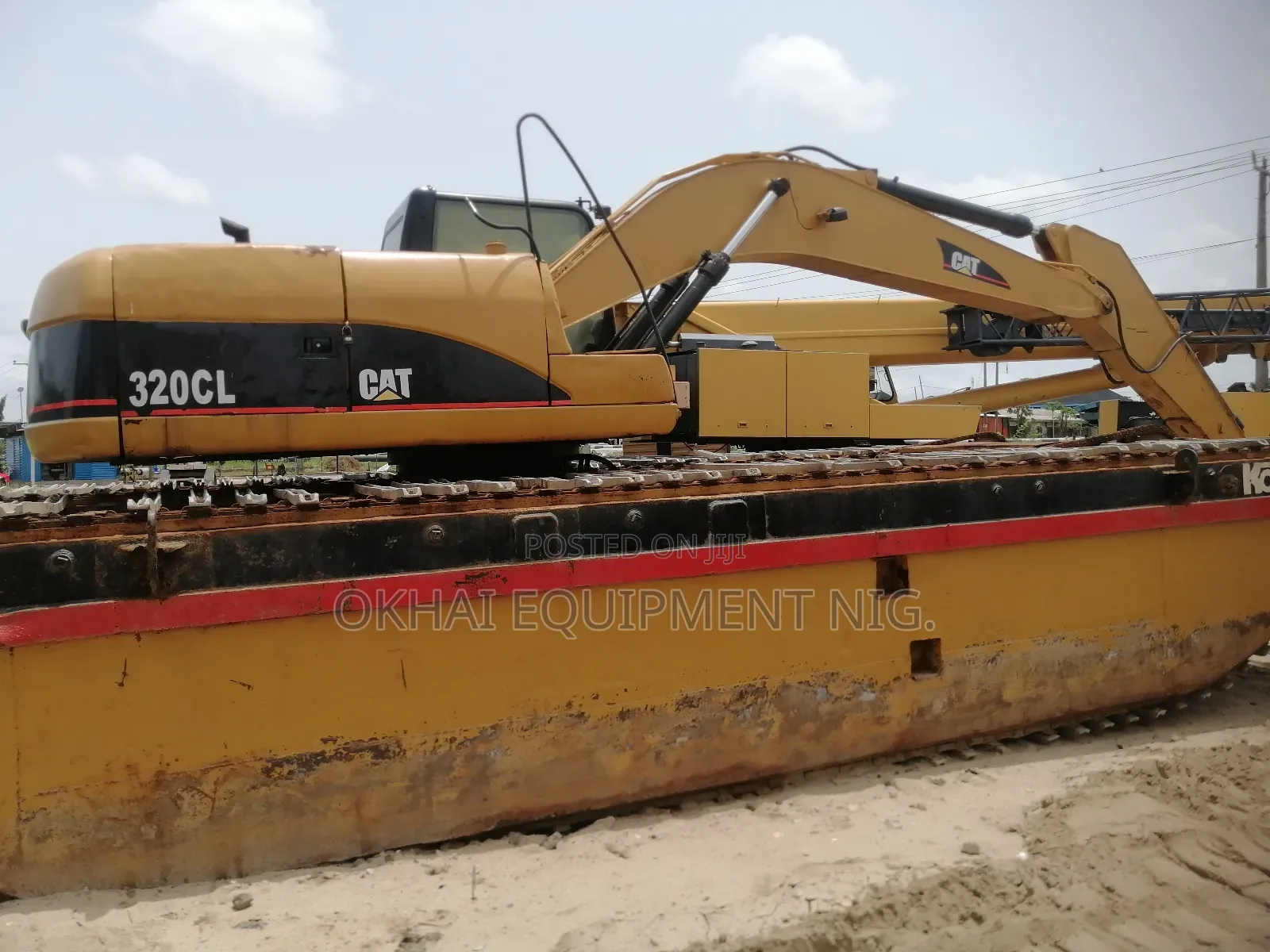 Cat Swamp Buggy 320cl