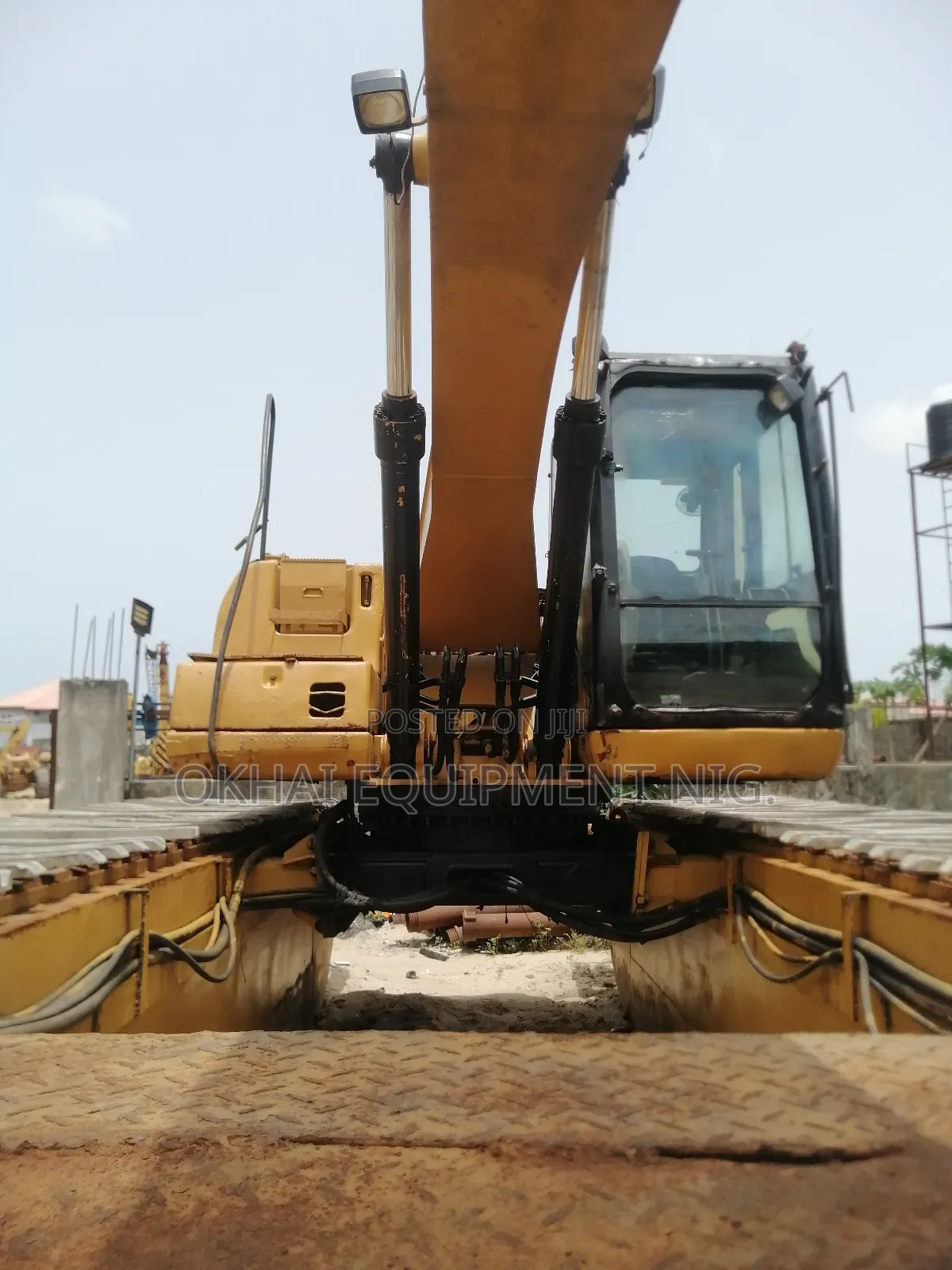Cat Swamp Buggy 320cl