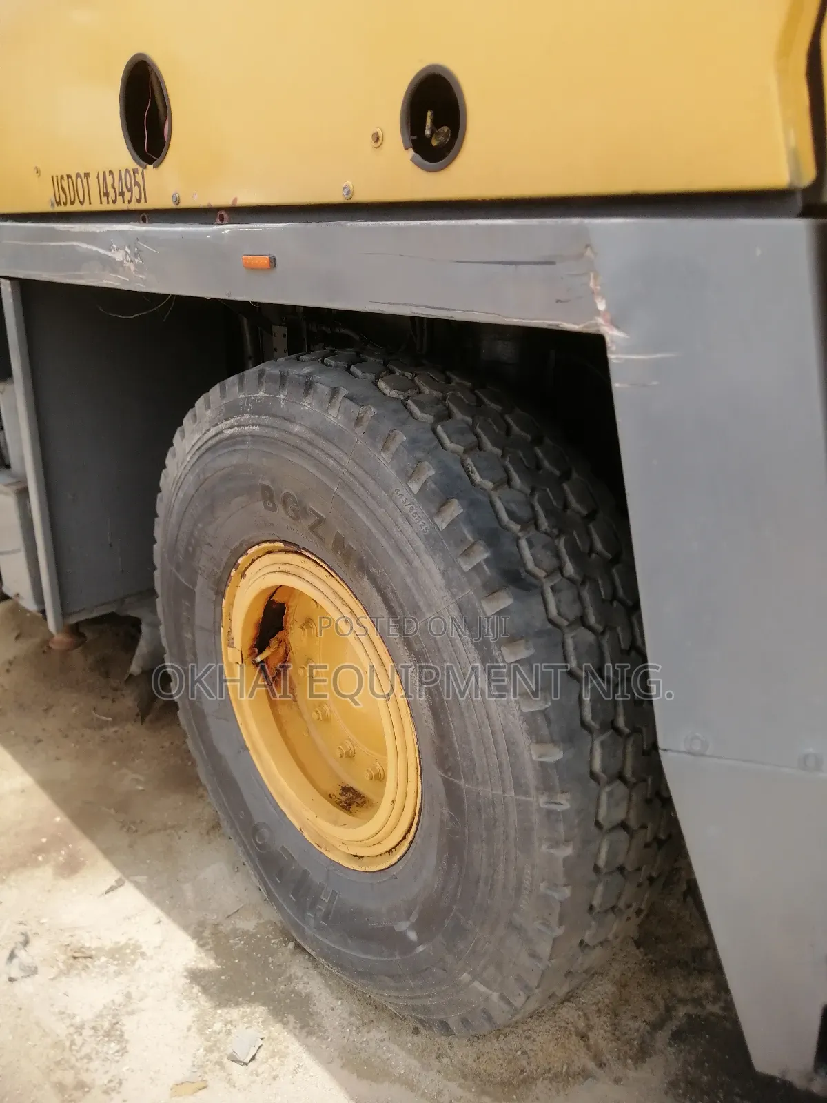 Grove Motor Crane 150 Tons