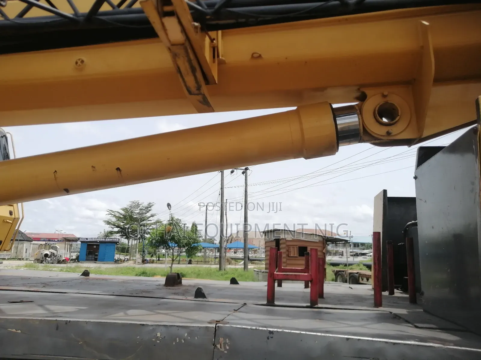 Grove Motor Crane 150 Tons