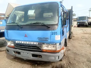 Mitsubishi Fuso Canter 1998 Blue