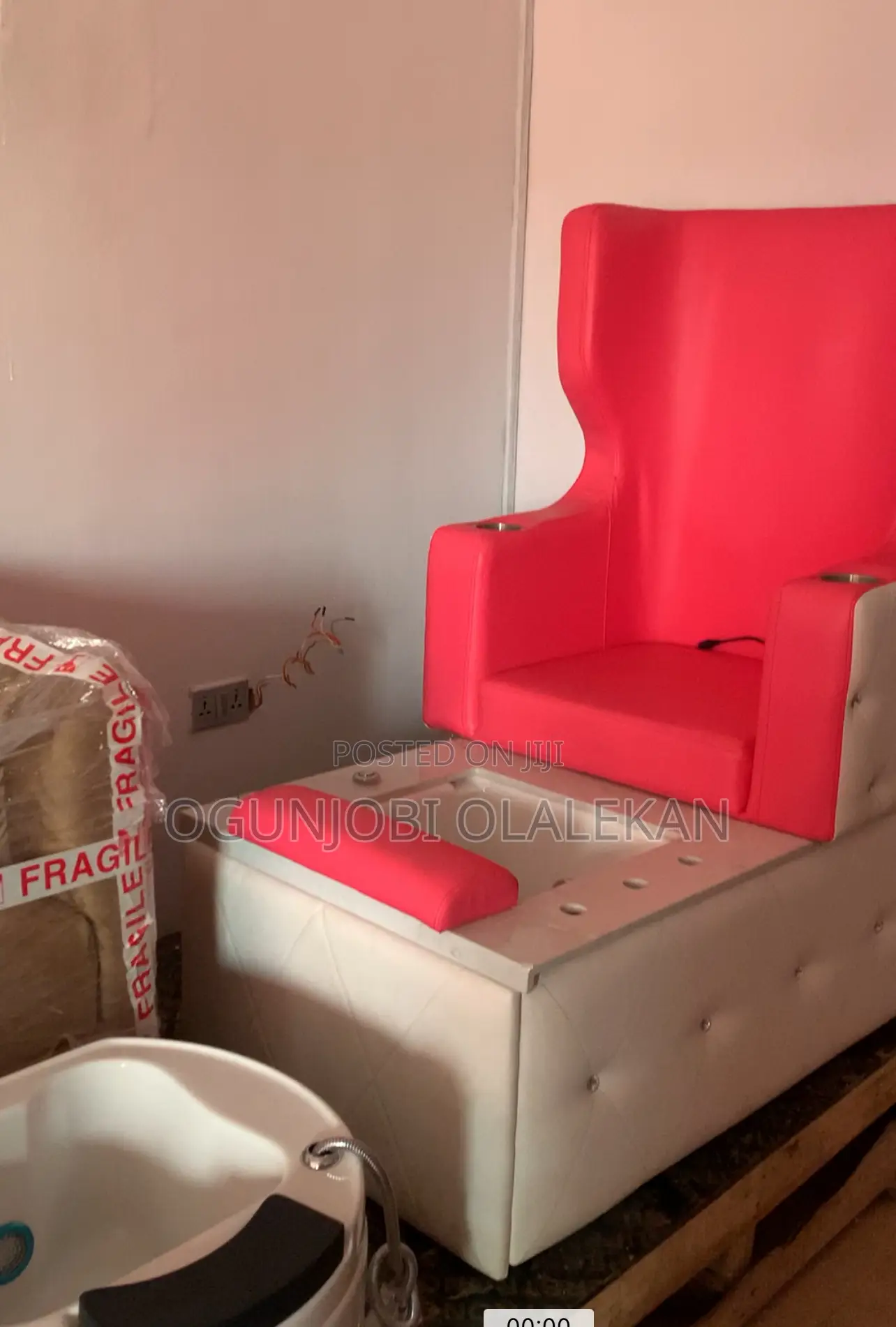 Pedicure and Massaging Machine