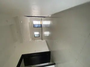 3bdrm Apartment in Osapa London, Lekki for rent