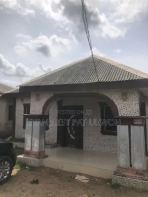Photo - 3 Bedroom Flat Bungalow With Room and Palour Boys Quarters
