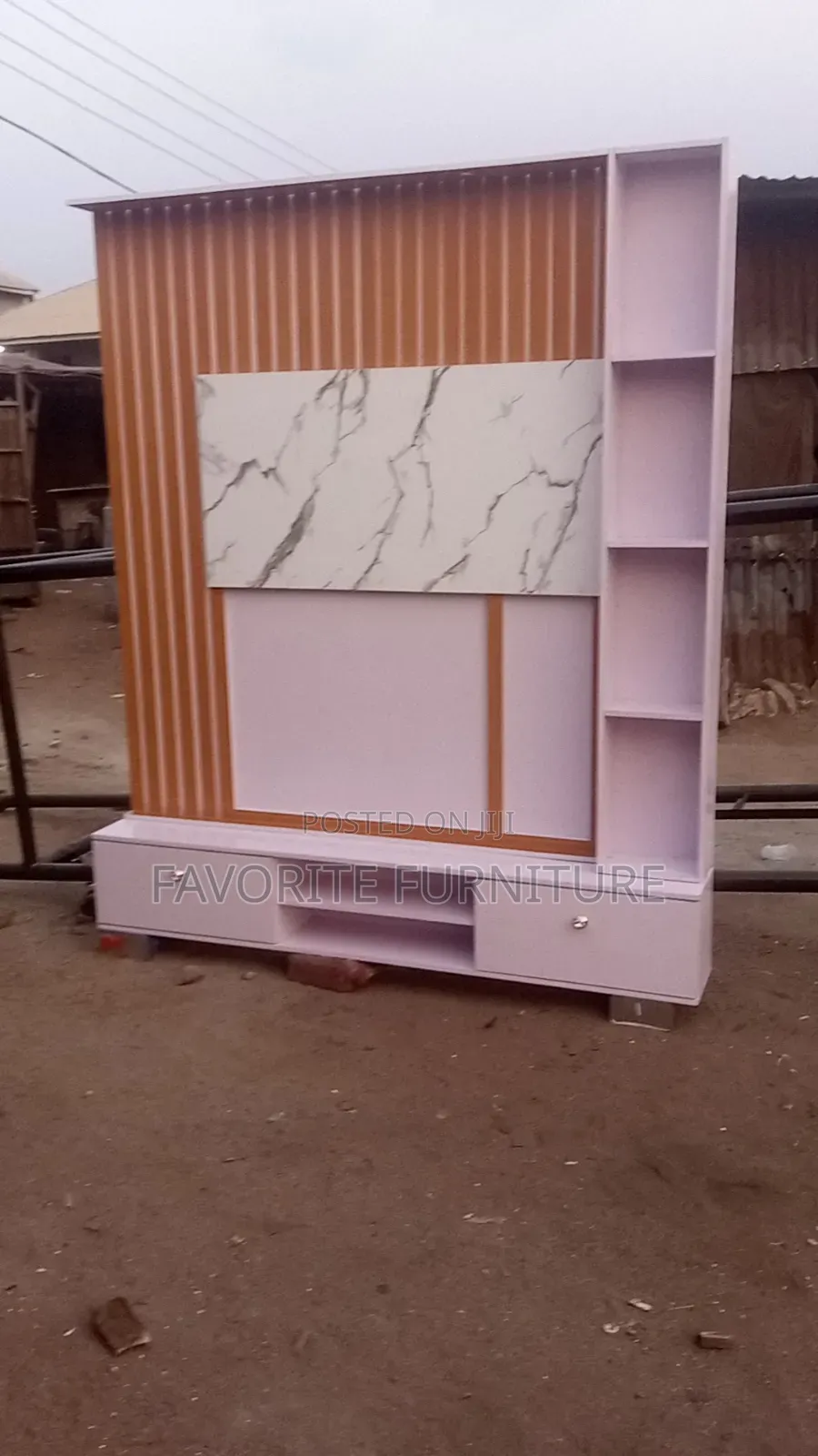 Small Tv Console 5 Ft by 6 Ft
