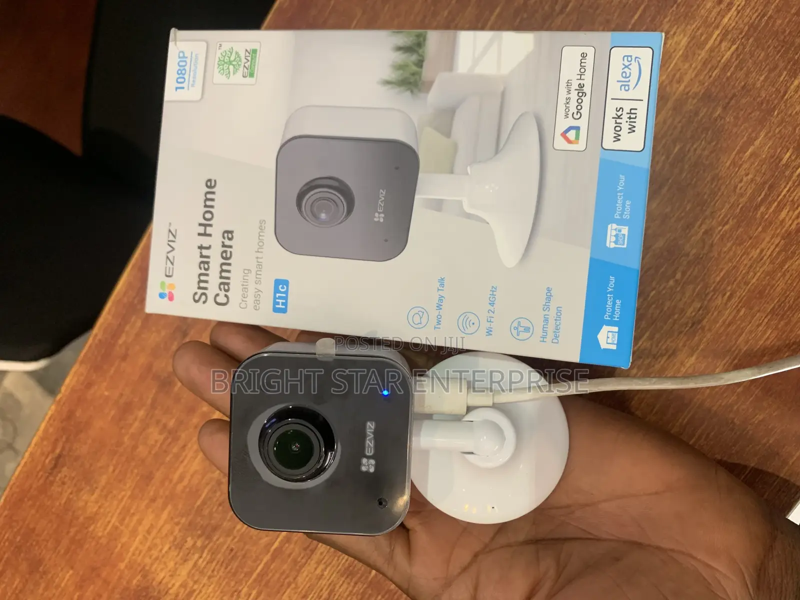 Indoor Camera With Voice and Hd