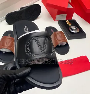 Original Valentino Garavani Slippers