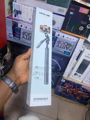 Green Lion 360° Extendable Selfie Stick Tripod
