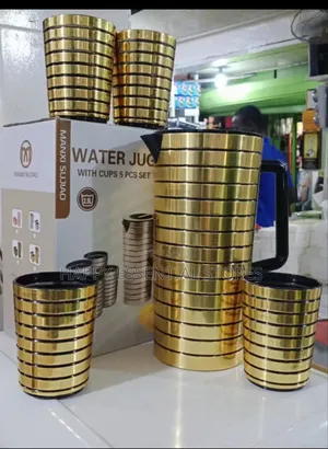 Acrylic Water Jug With 4 Cups
