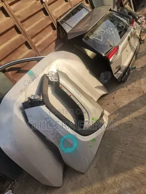 Toyota Rav4 2020 the Two Side Fenders