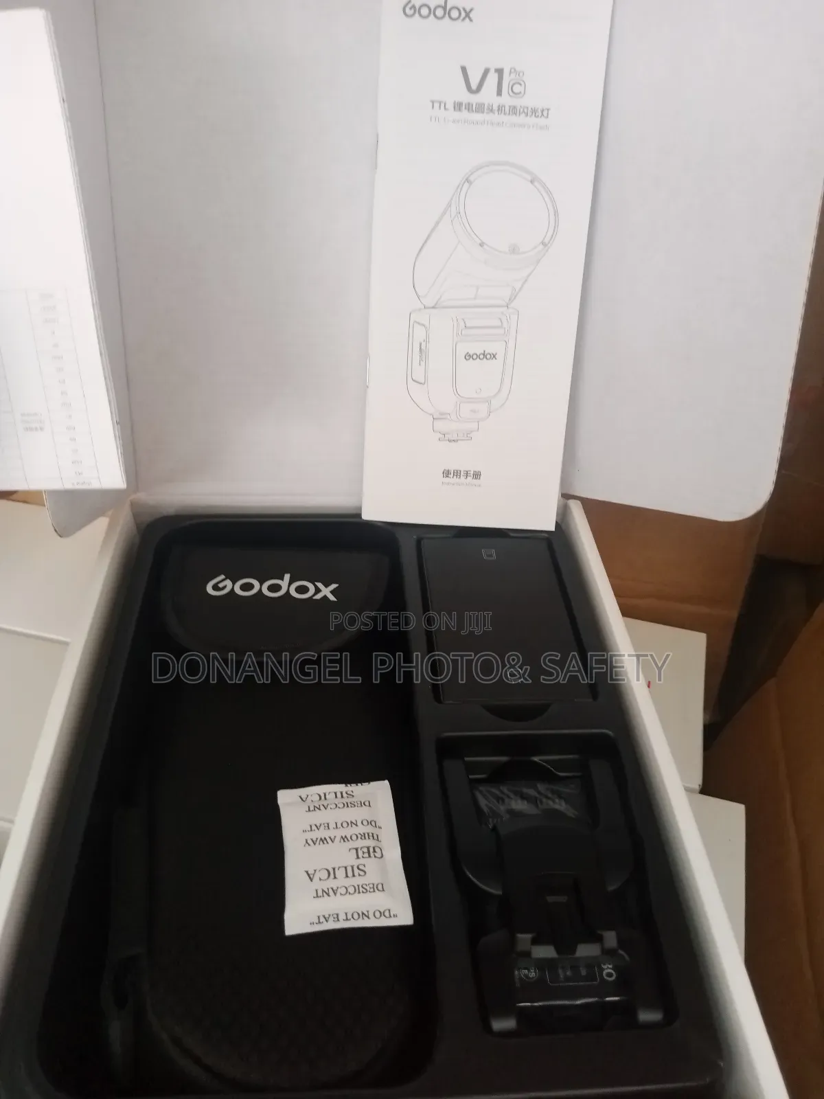 Godox V1pro Flashlight