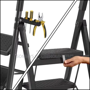 Black 3 Steps Ladder