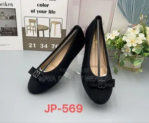 Girls/ Ladies Flat Shoes
