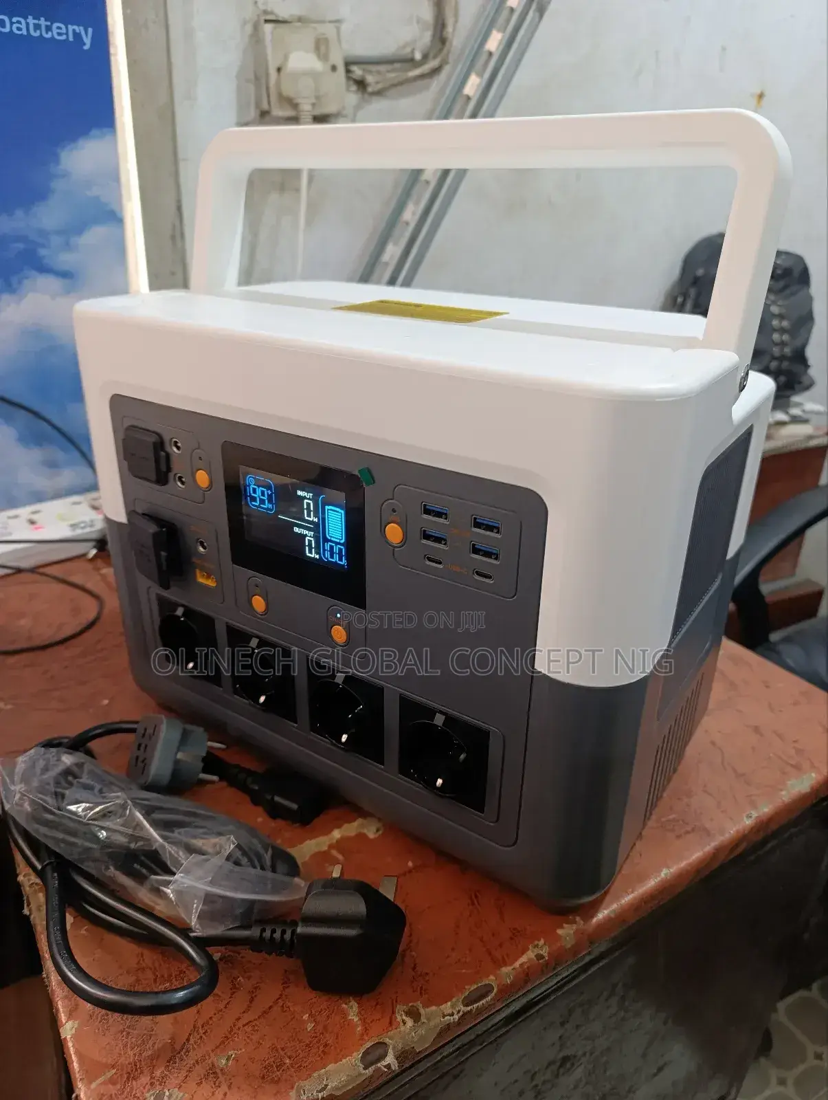 1500 W Enzy Solar Power Generator