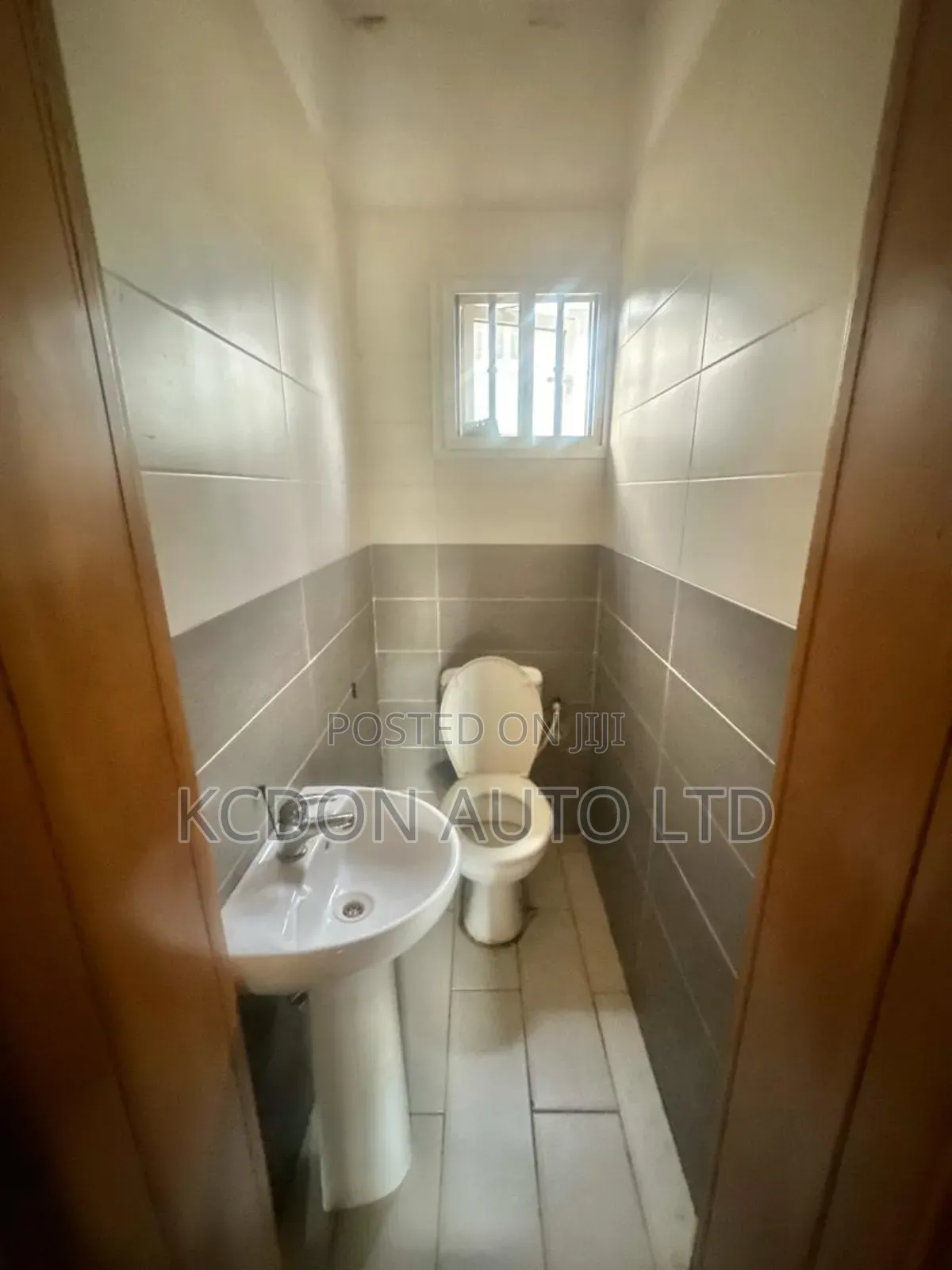 Mini Flat in Osapa london for rent