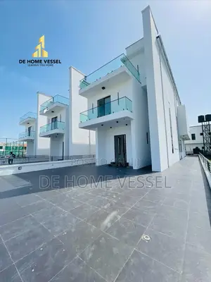 5bdrm Duplex in Lekki for sale