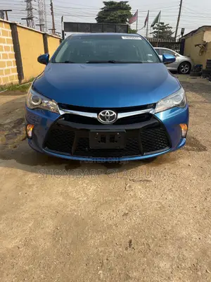 Toyota Camry XSE 4dr Sedan (2.5l 4cyl 6A) 2016 Blue