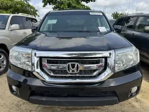 Honda Pilot Touring w/RES/Navi FWD (3.5L 6cyl 5A) 2010 Black