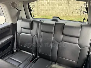 Honda Pilot Touring w/RES/Navi FWD (3.5L 6cyl 5A) 2010 Black