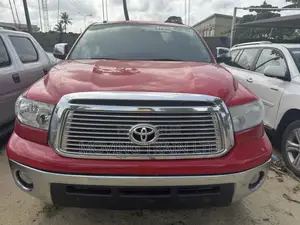 Photo - Toyota Tundra Double Cab 4x4 Limited 2012 Red