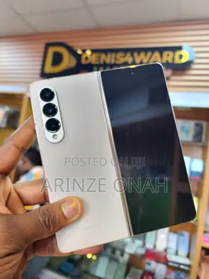 New Samsung Galaxy Z Fold4 512 GB Silver