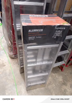 4*4 Aluminum Foldable Ladder