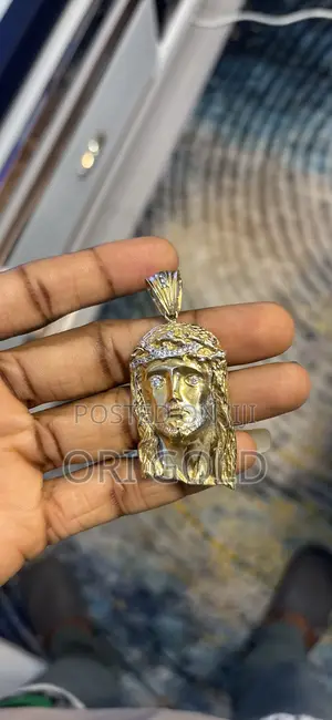 Photo - Gold Jesus Piece Pendant
