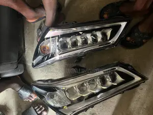 Headlights Acura MDX 2015