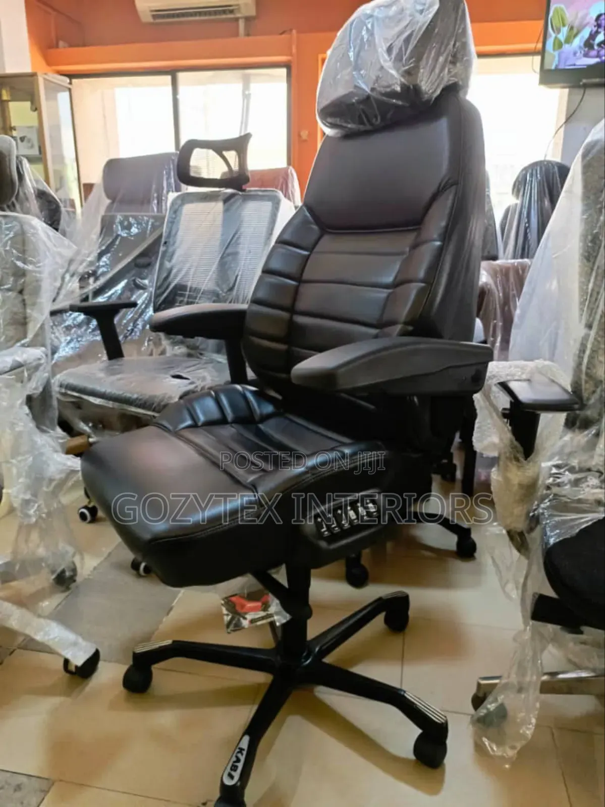 Ergonomic Executive Office Massaging Chair