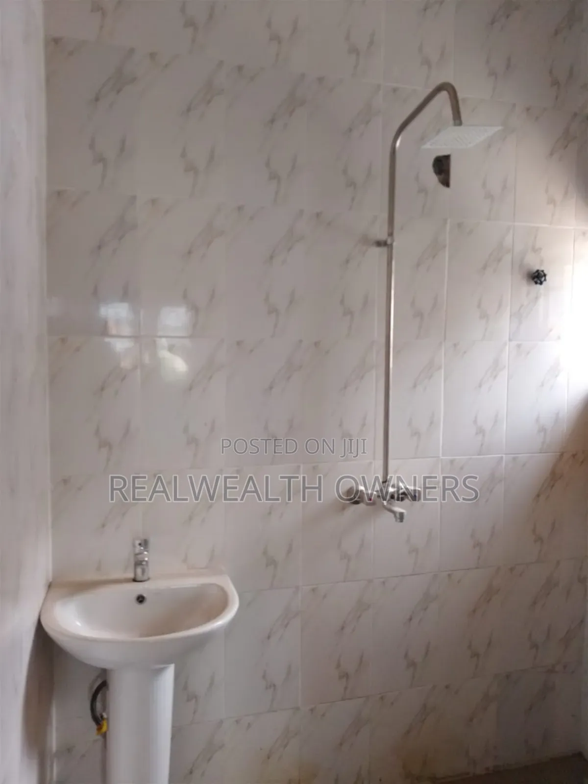 Furnished 3bdrm Apartment in Makogi Magboro, Obafemi-Owode for rent
