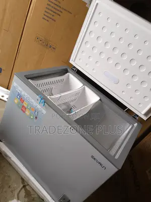Generous 250l Skyrun Chest Freezer
