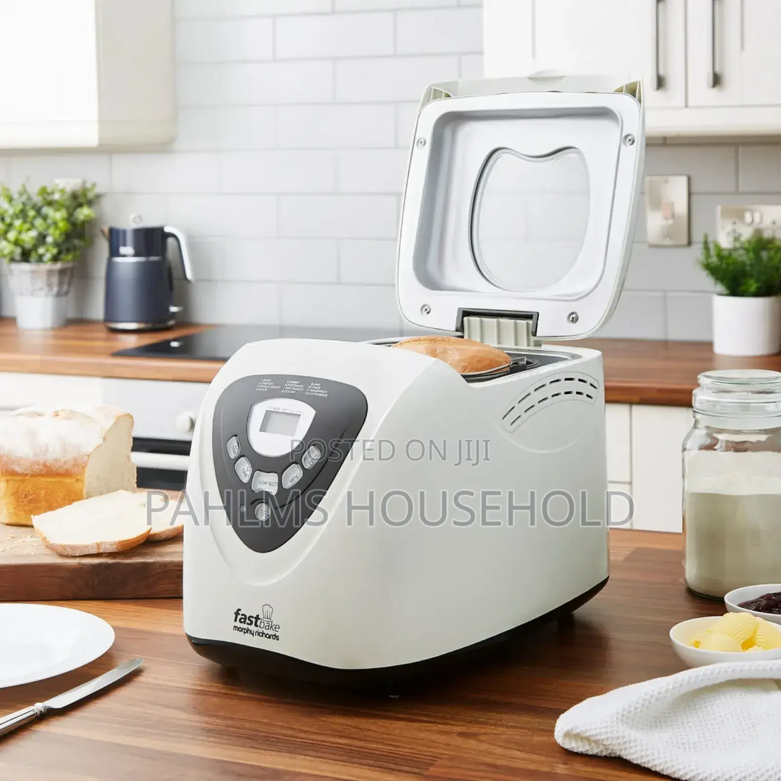 Morphy Richards Fastbake Bread Maker