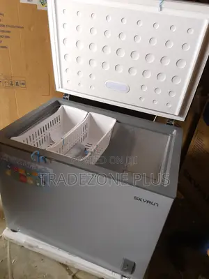 Adjustable Temperature Skyrun 250l Freezer