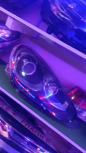 Porsche Cayenne 2016 Headlights